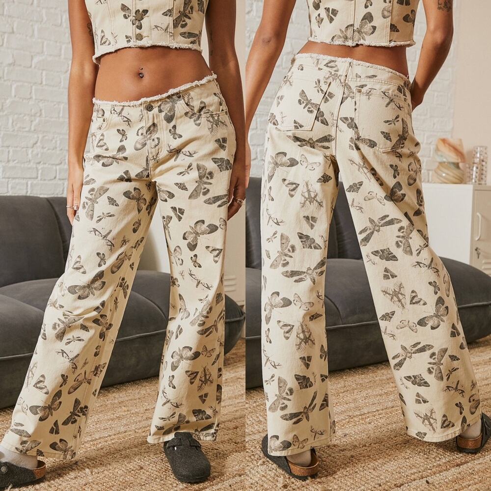 Urban Outfitters Milk It Moth Pants 26 Low-Rise Relaxed Jeans